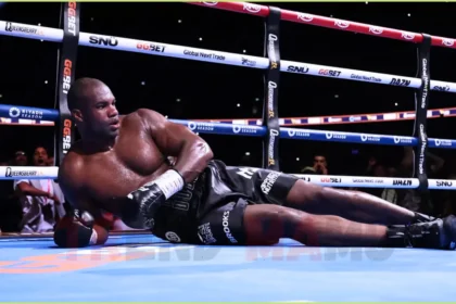 Usyk Brutal Knockout of Dubois Shocks Wembley: Heavyweight King Returns!