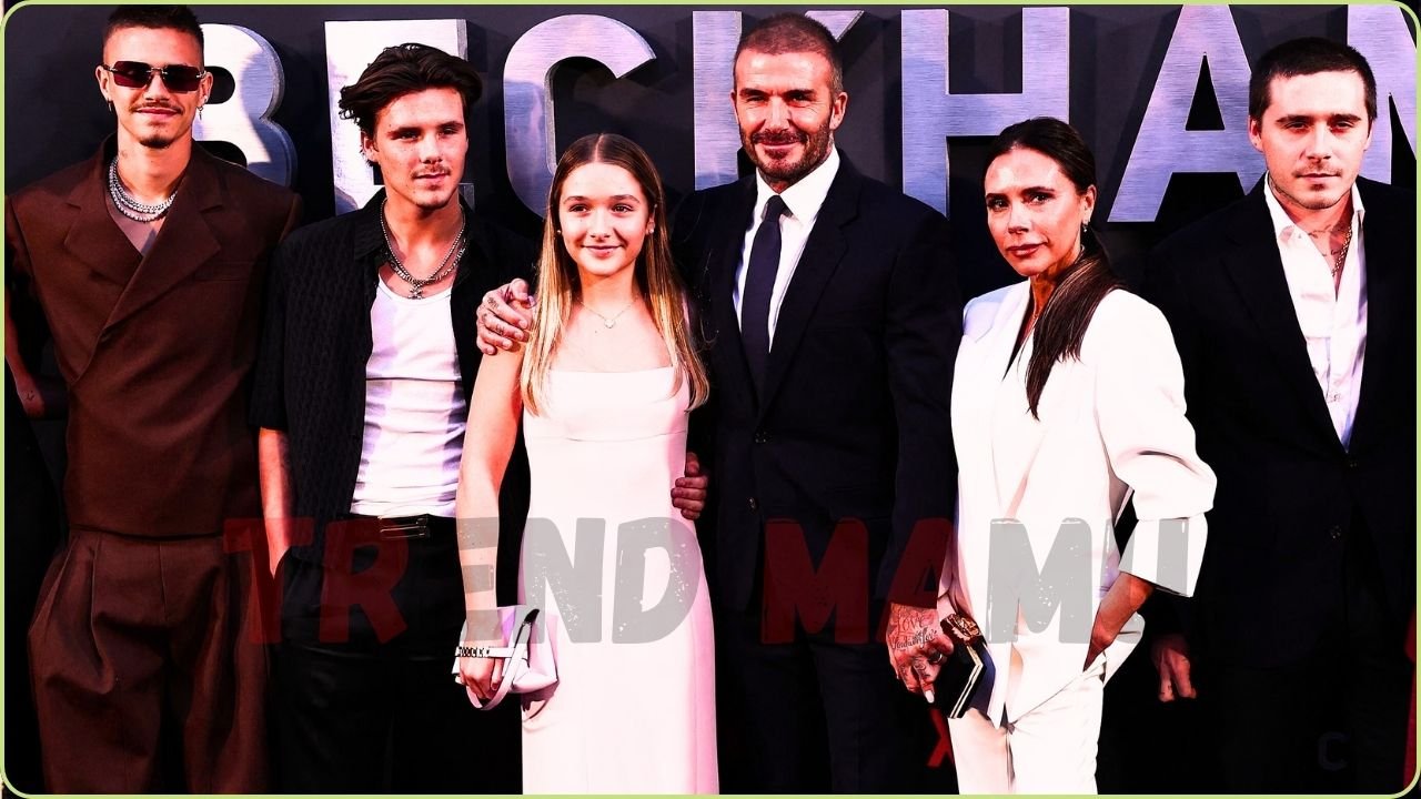 Victoria Beckham Turns to Eva Longoria Amid BFF