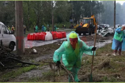 Ukraine Drone Strikes Disrupt Russian Warfare Plant, Railways and Airports Day 1,250 Highlights