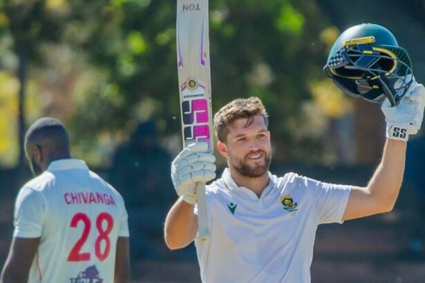 Mulder makes 367 Shocks Cricket World