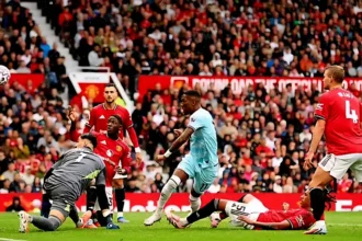 Manchester United Urgent Goalkeeping Issues