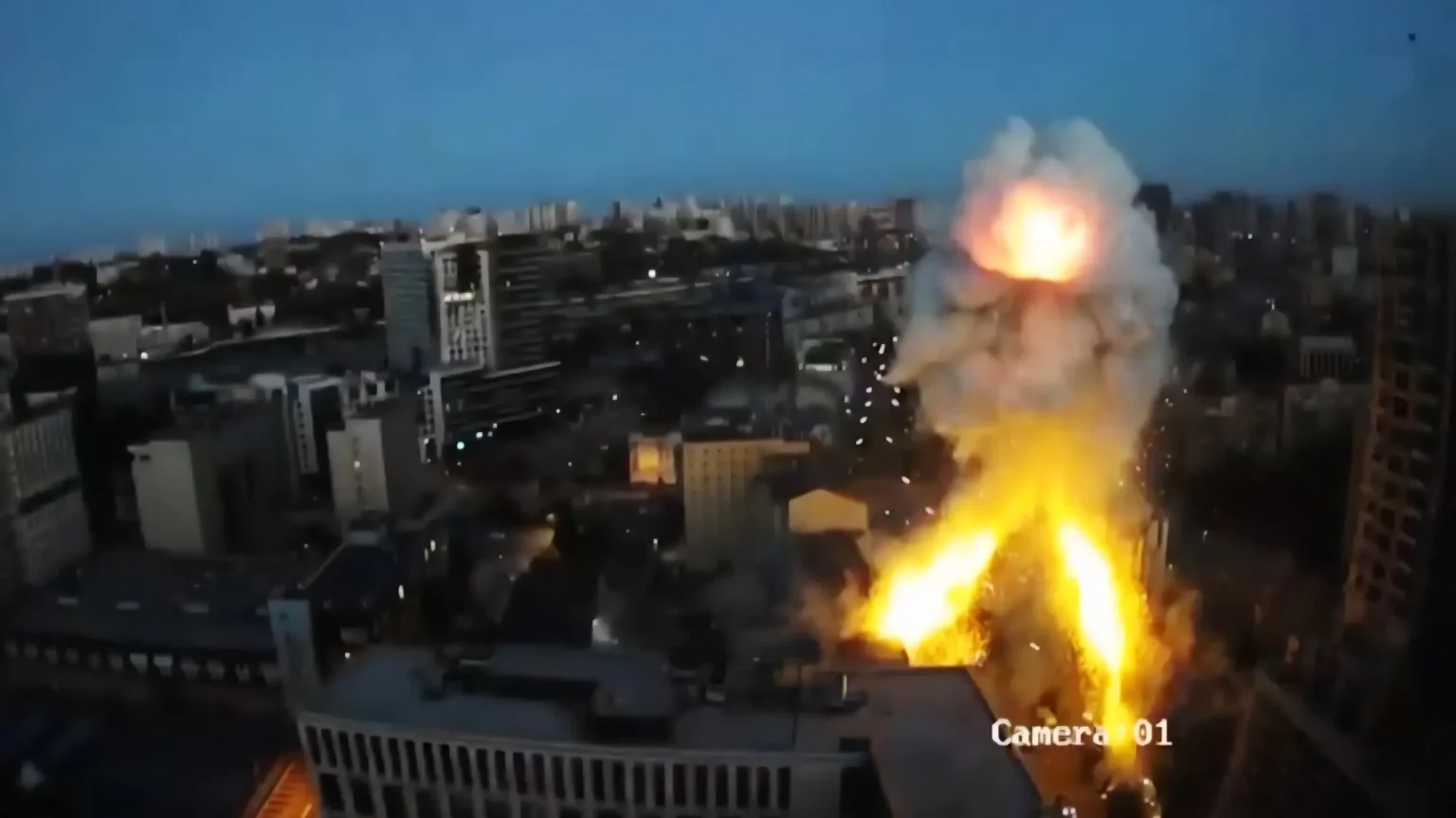 Russian Missile Strikes Kyiv