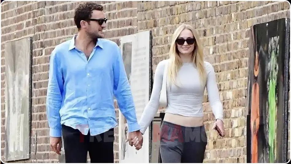 Sophie Turner Bedroom Preferences Revealed